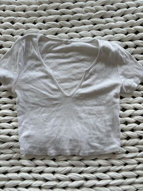 Garage White Ribbed V-Neck Crop Top